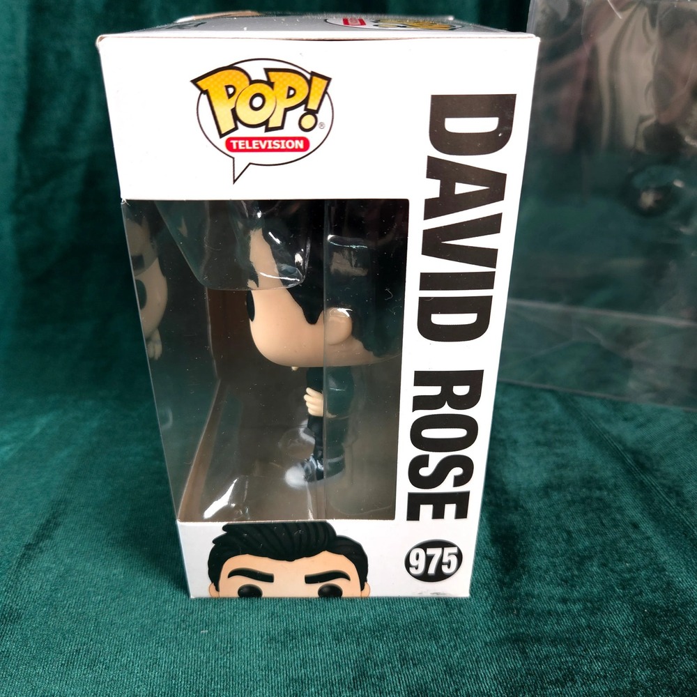Funko Pop Television Schitt's Creek 975 David‎ Rose Vinyl Figure - Picture 4 of 7